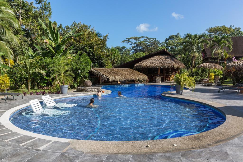 Hotel Suizo Loco Lodge & Resort Cahuita Exteriör bild