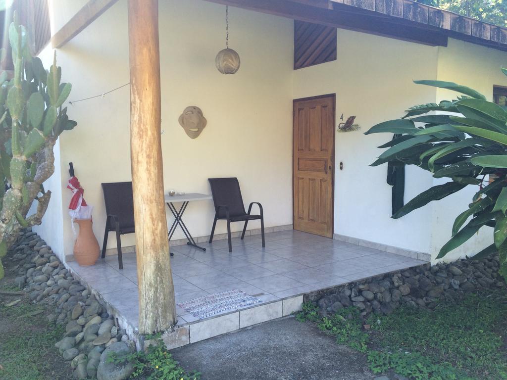 Hotel Suizo Loco Lodge & Resort Cahuita Rum bild