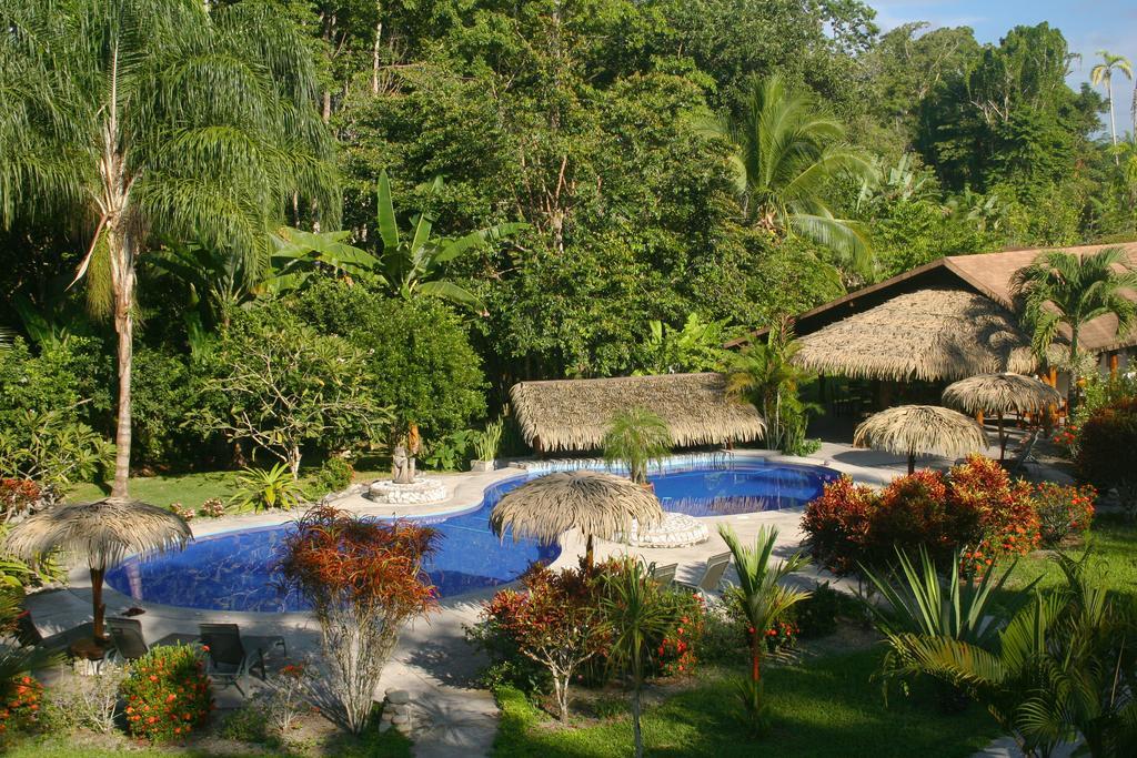 Hotel Suizo Loco Lodge & Resort Cahuita Exteriör bild