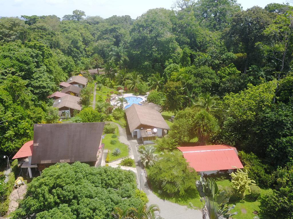 Hotel Suizo Loco Lodge & Resort Cahuita Exteriör bild